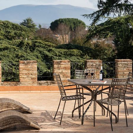 Hotel Parco Dei Cavalieri Assisi Petrignano Esterno foto