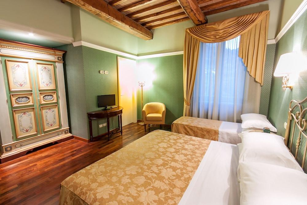 Hotel Parco Dei Cavalieri Assisi Petrignano Esterno foto