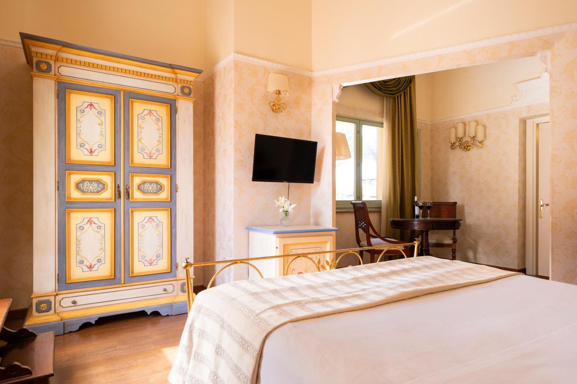 Hotel Parco Dei Cavalieri Assisi Petrignano Esterno foto