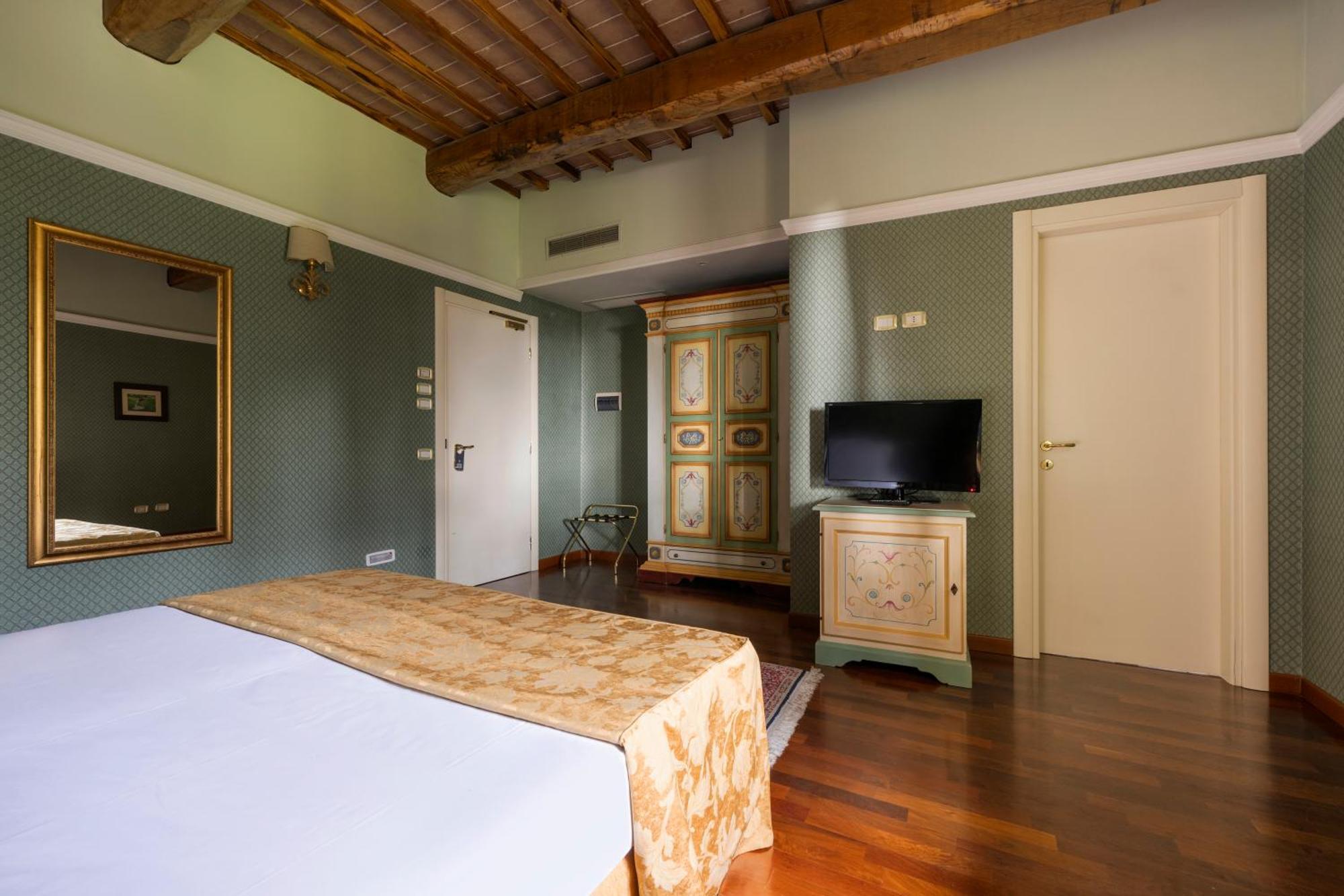 Hotel Parco Dei Cavalieri Assisi Petrignano Esterno foto