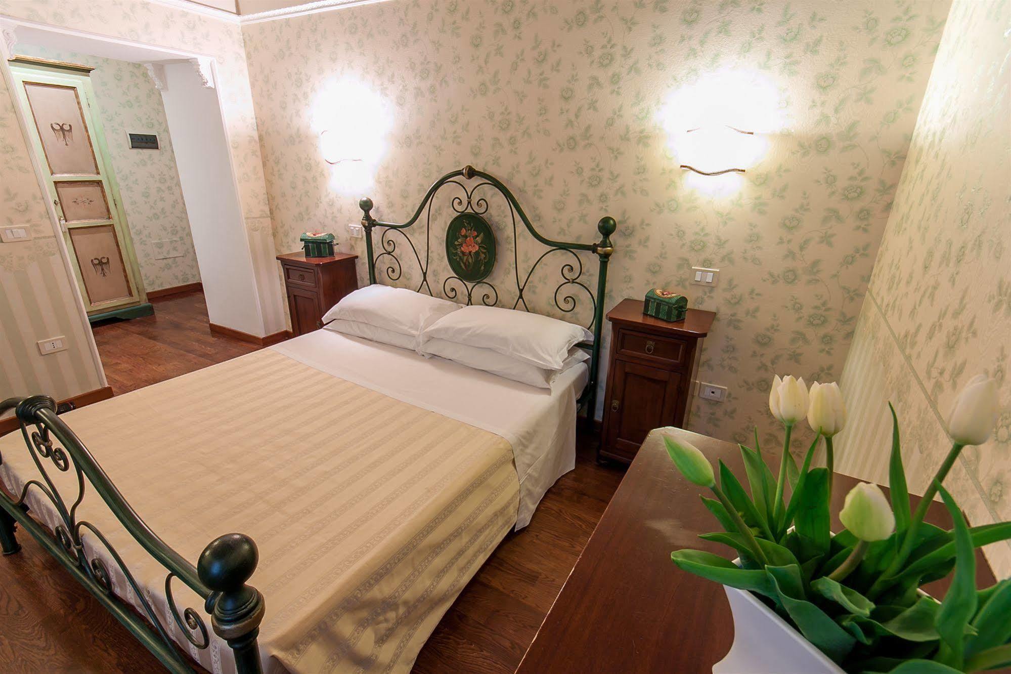 Hotel Parco Dei Cavalieri Assisi Petrignano Esterno foto